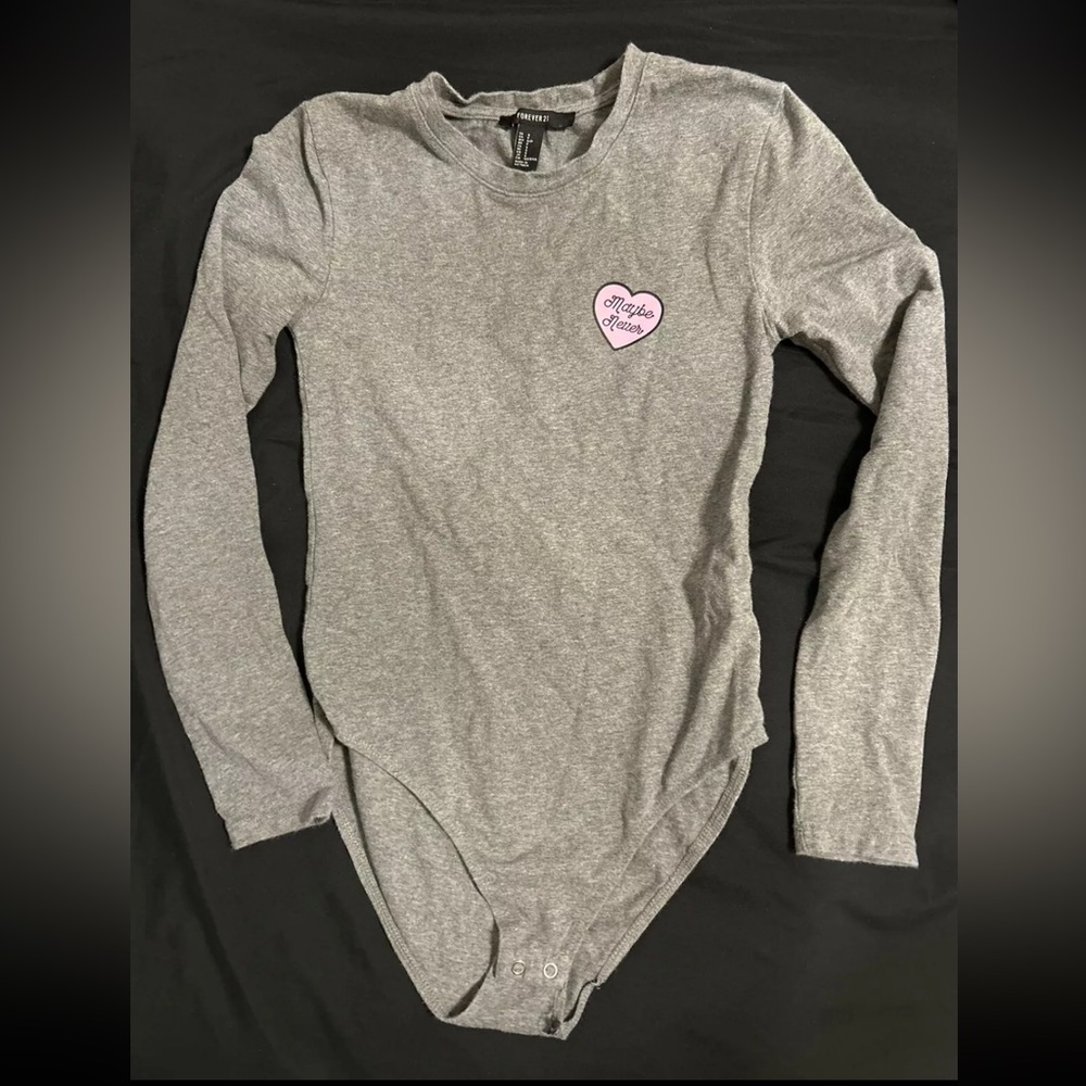 Forever 21 Heart Maybe Never bodysuit gray SZ Small